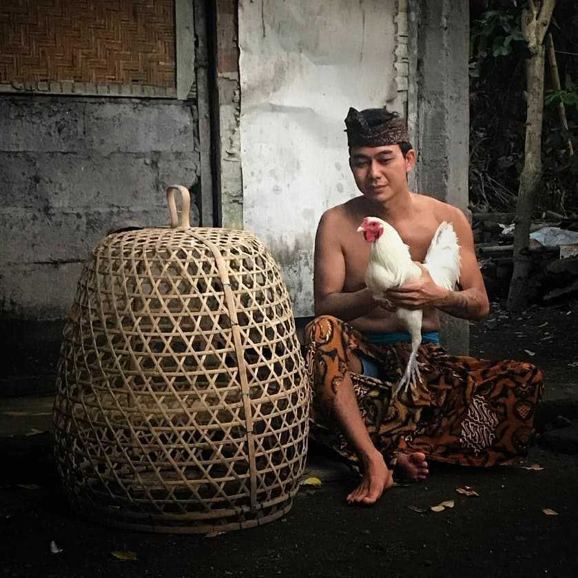 9 Kata Bahasa Sunda yang Dibaca Berbeda dari Tulisan Asli