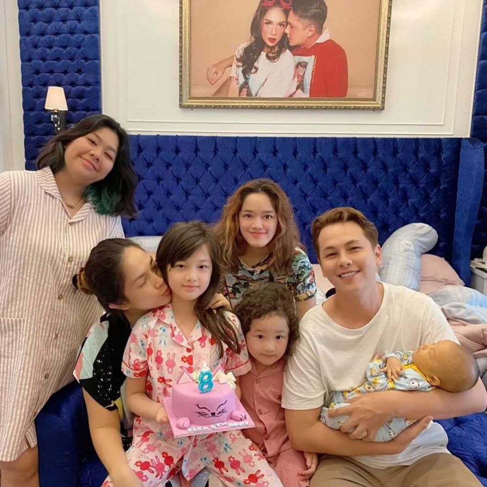 Ayah Lima Anak, 10 Potret Andhika Pratama Family Man Banget