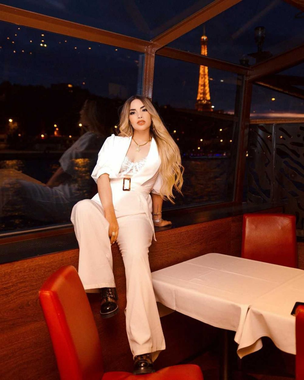 Potret Kimberly Loaiza Influencer Hits Asal Meksiko