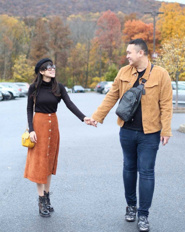 9 Ide Padu Padan Outfit Kasual ala Gilang Dirga, Stylish Abis Bro!