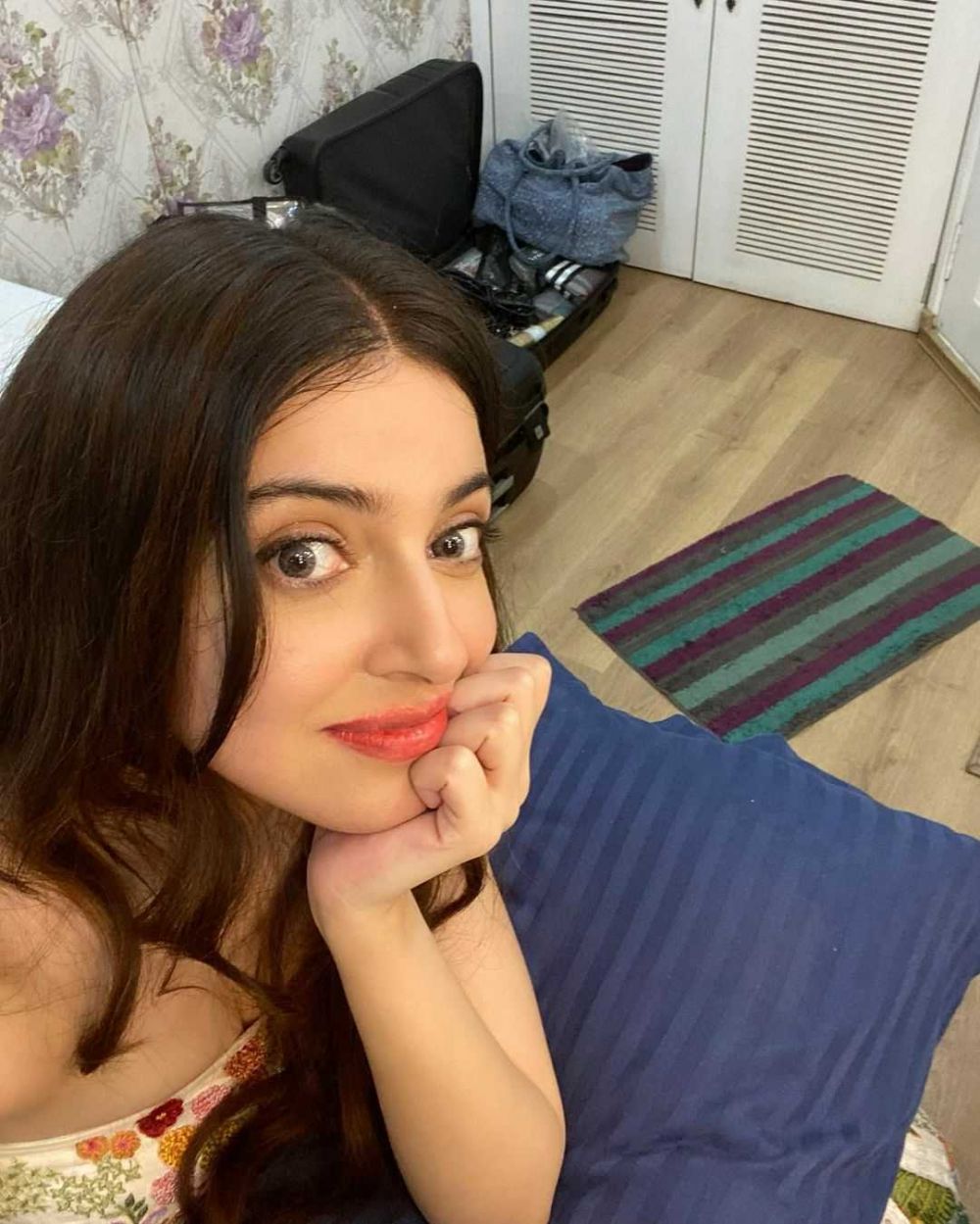 10 pesona divya khosla, aktris sekaligus istri bos t-series