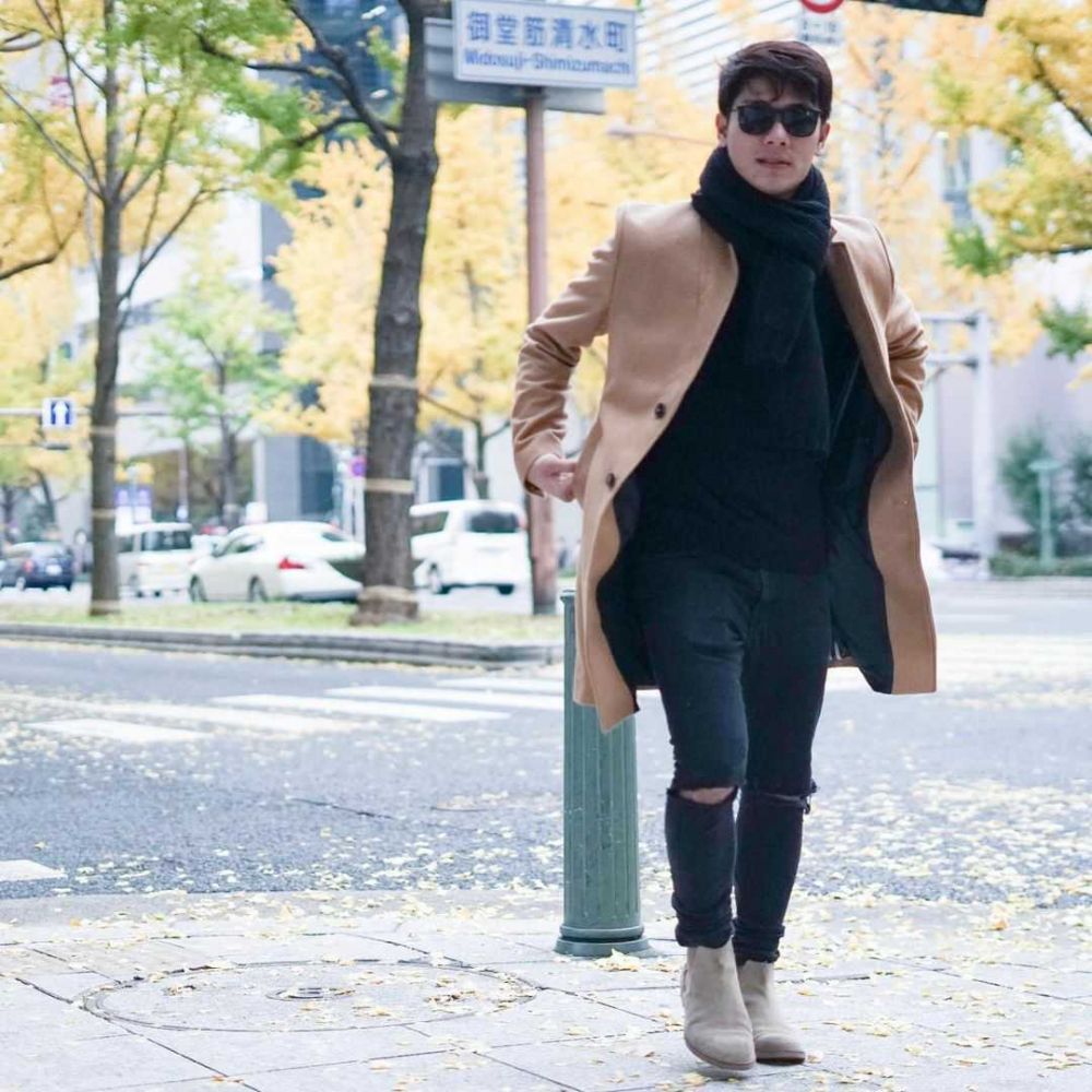 9 Ide Gaya dengan Ripped Jeans  ala Rizky Billar, Stylish Abis!