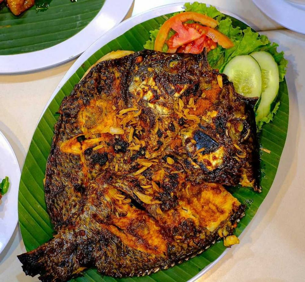 5 Tempat Makan Kekinian di Gunungsitoli, Jokowi Pernah Makan di Sini