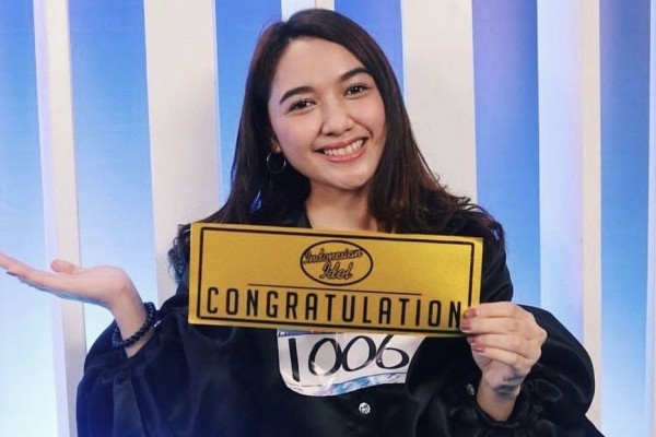 Dinilai Mirip Ashanty, 10 Pesona Karen Rantung Indonesian Idol