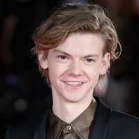 Berita Thomas Brodie Sangster Terkini dan Terbaru Hari Ini