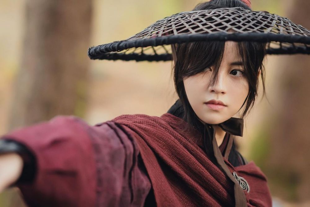 10 Potret Kim So Hyun, Main Role di 'The Moon Rising River'