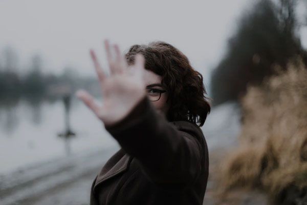 5 Cara Sopan Menolak Seseorang Tanpa Harus Ghosting, Gak Sakit Hati