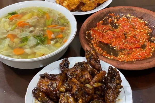 10 Makanan yang Harus Kamu Kuasai untuk Bekal Berumah Tangga