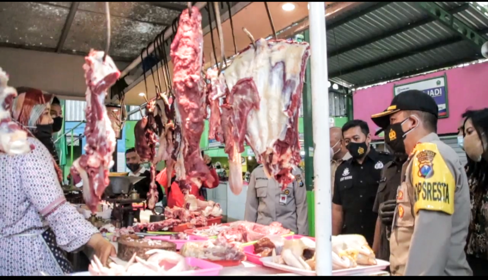 Tak Terpengaruh PMK, Harga Daging Sapi di Malang Mulai Turun
