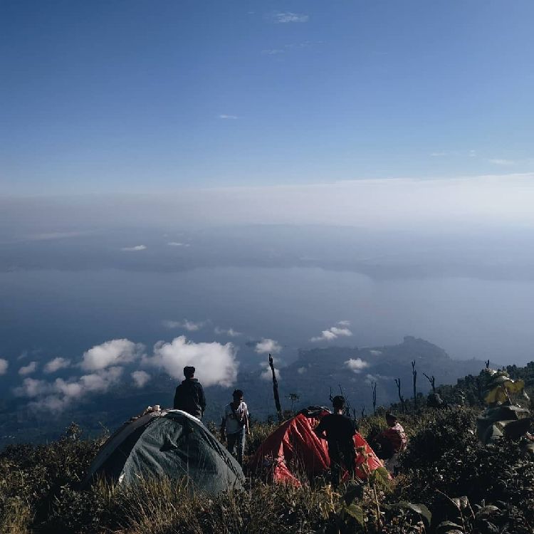 5 Gunung Terbaik di Lampung yang Harus Kamu Taklukkan