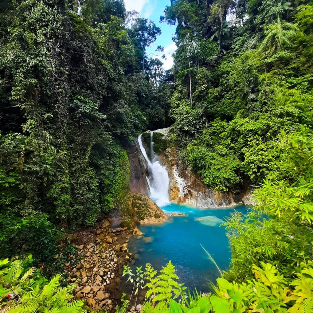 Air Terjun di Pasaman Barat