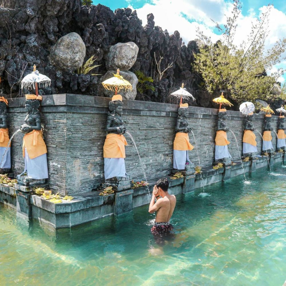 Pemprov Bali Unggulkan Melukat, Pariwisata Spritual untuk Turis