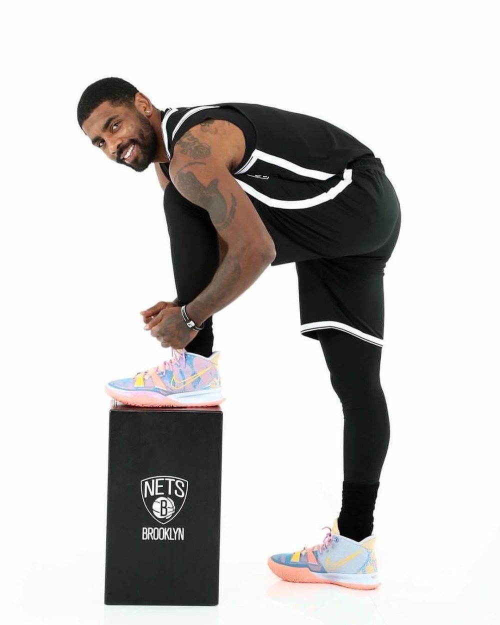 10 Potret Kyrie Irving, Bintang NBA yang Main di Film Space Jam 2