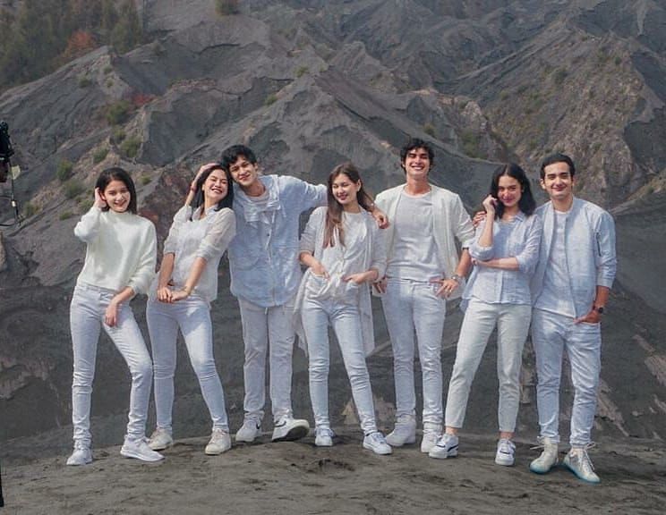 Saling Benci di Sinetron! 9 Pesona Zoe Abbas dan Hana Saraswati