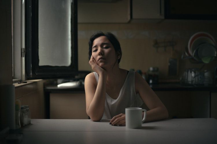 Gak Selalu Bahagia, 5 Hal Ini Bikin Mencintai Terasa Melelahkan