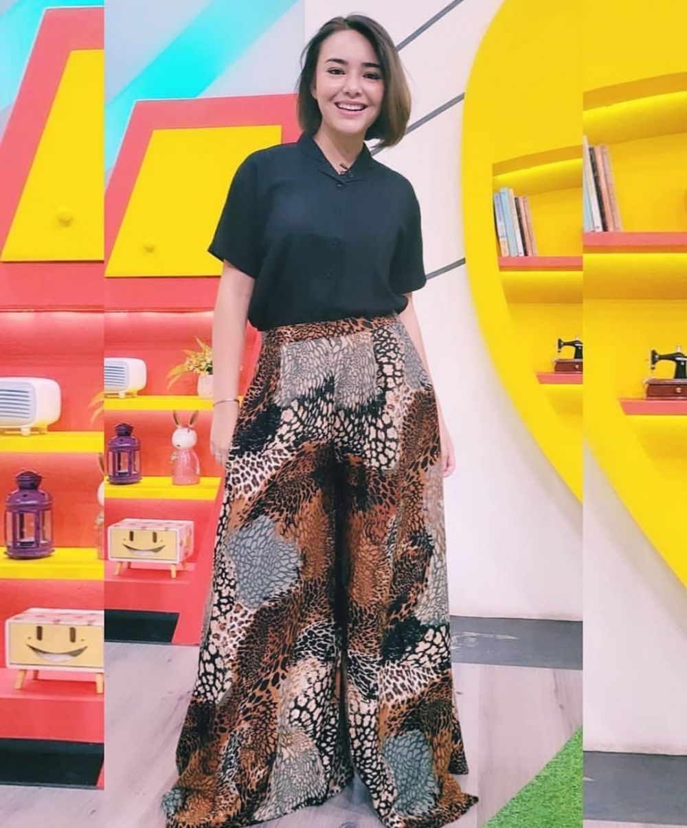 9 Pesona Amanda Manopo Busana Hitam, Auranya Bikin Kepincut