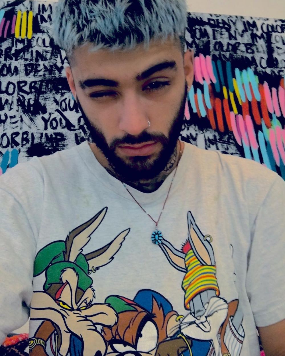 10 Potret Brewok Zayn Malik Yang Bikin Meleleh 