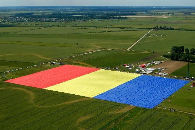 9 Fakta Menarik Rumania, Negara Pemilik Bendera Terbesar di Dunia