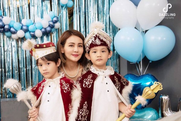 10 Momen Khitanan Fuza dan Hisyam, Kedua Putra Juliana Moechtar