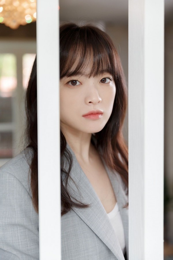 10 Pesona Chun Woo Hee, Lawan Main Kang Ha Neul di Film Baru