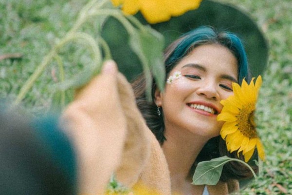 9 Potret Manis Brigita Meliala, Seleb TikTok Bersuara Merdu