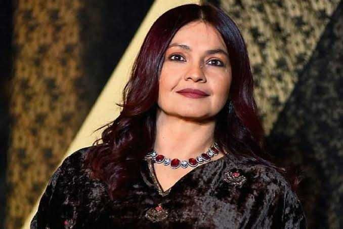 9 Artis Bollywood Cerai, Padahal Sudah Belasan Tahun Menikah