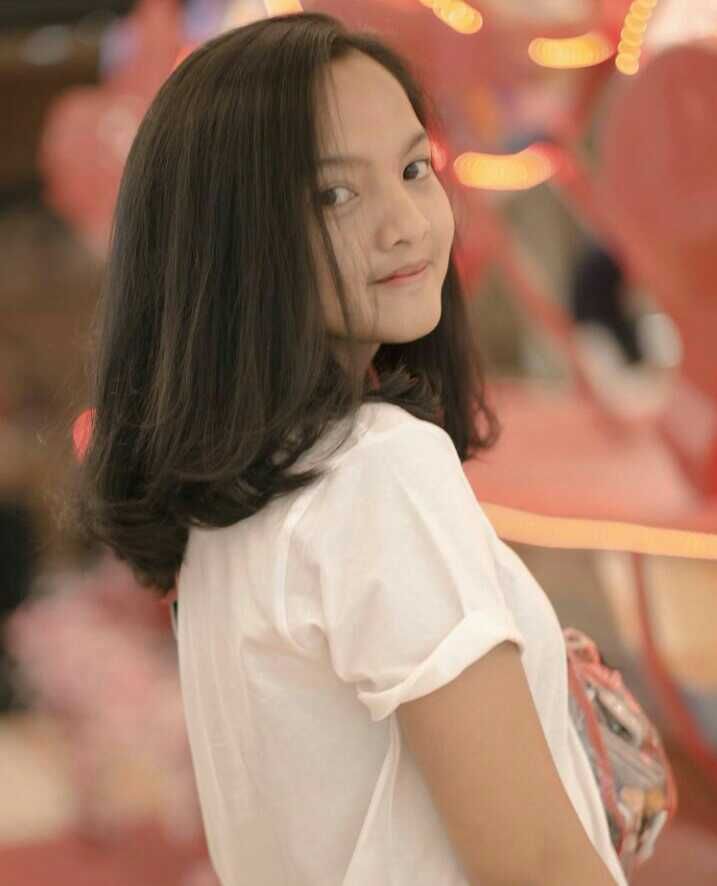 Bakal Anak Sambung Ifan Seventeen, 9 Pesona Safa Ricci Amanda