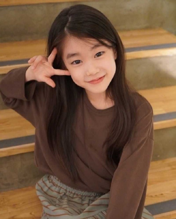 9 Potret Imut Park So Yi, Keponakan Rowoon SF9 di She Would Never Know