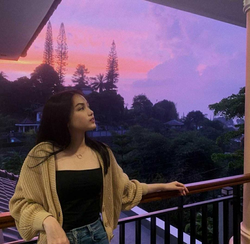 10 Potret Cetar Aisyah Aqilah Pamer Gebetan Baru