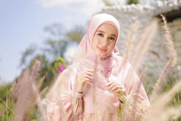 10 Kabar Terbaru Laudya Cynthia Bella setelah Cerai, Makin Bahagia!