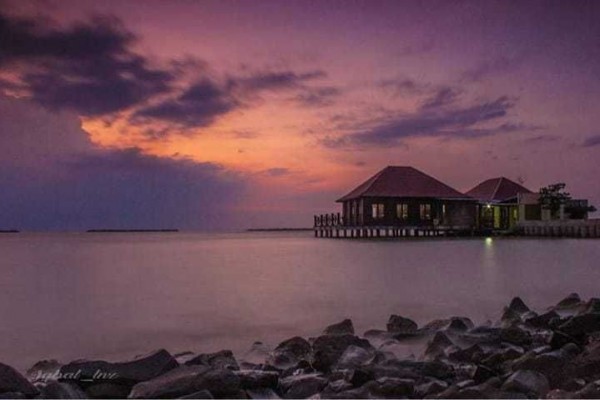 5 Wisata Pantai Paling Indah di Demak, Pesonanya Bikin Tak Berkedip!