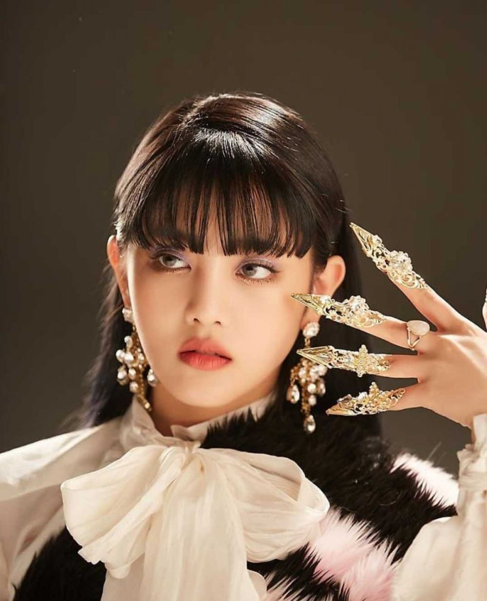 10 Potret Minnie (G)IDLE dengan Ekspresi Garang