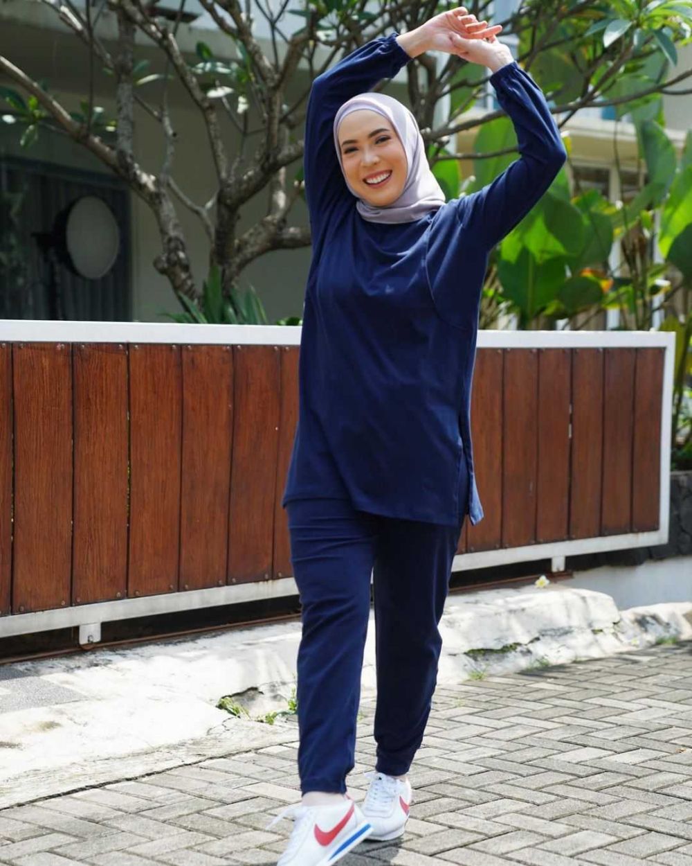 10 Potret Fitri Tropica Tetap Memukau di Usia 33 Tahun