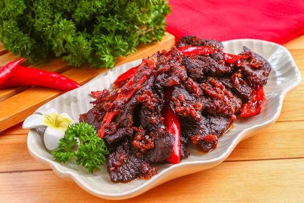 8 Masakan Berbahan Dasar Daging Sapi Khas Indonesia