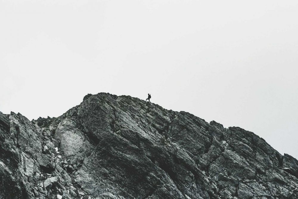 Mengapa Mendaki Gunung Bikin Ketagihan? Ini 5 Alasannya 