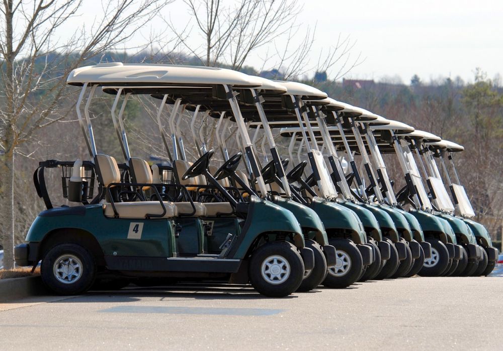 Mengintip Birdie, Kafe dan Restoran dengan Pemandangan Padang Golf