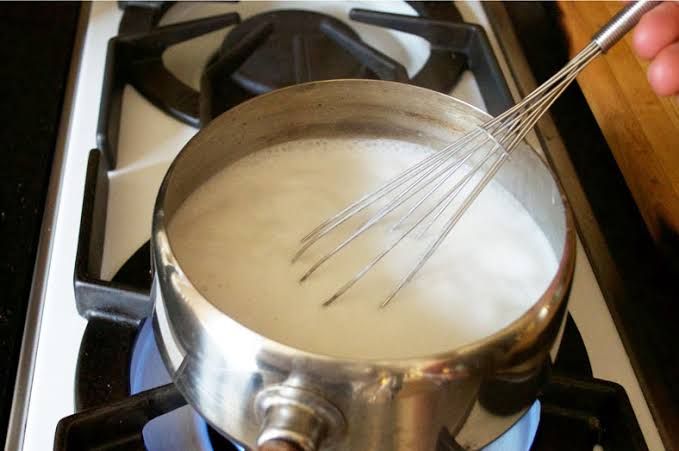 Resep Kue Engkak Ketan Khas Palembang untuk Sajian Acara Keluarga