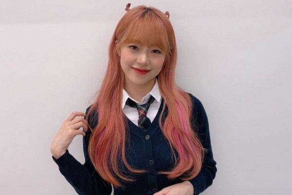 10 Potret Jeewon, Center Memesona dan Berbakat dari Grup Cignature