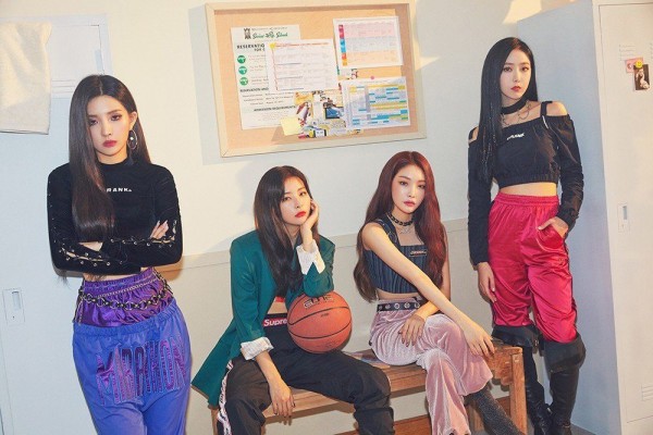 9 Lagu Kolaborasi Idol SM dengan Penyanyi Lain yang Bikin Nagih