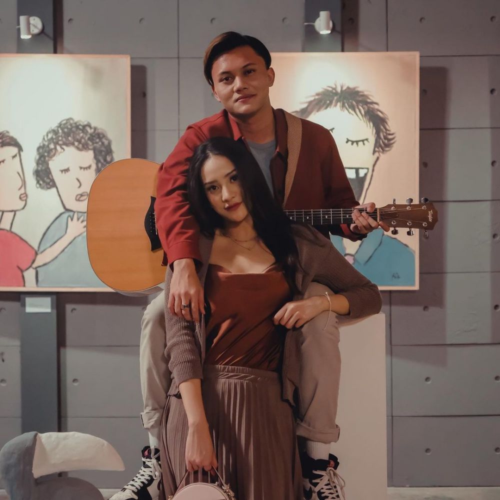 Dikira Pacaran Ternyata Hanya Sahabat, 9 Potret Artis Kompak Banget
