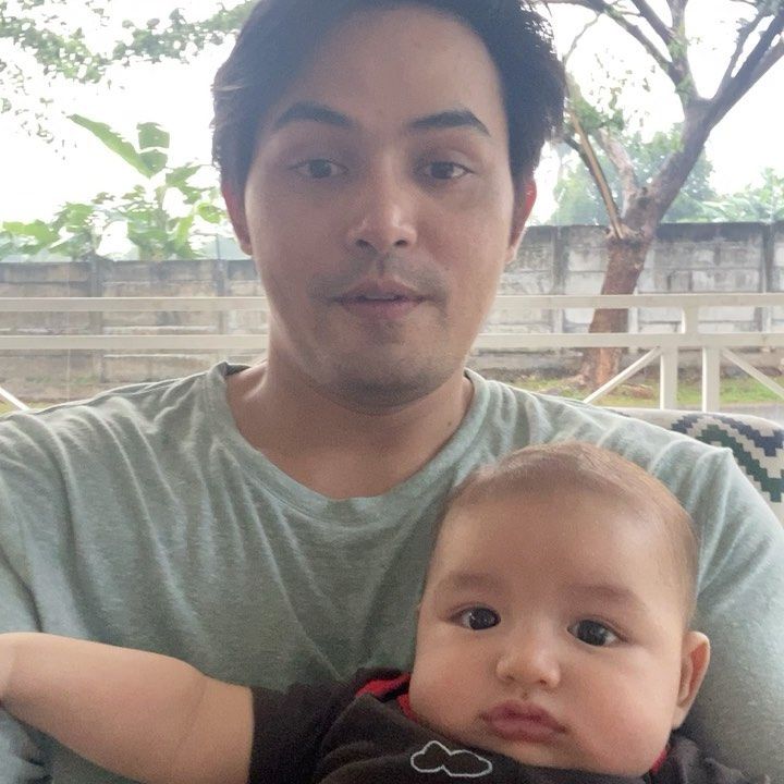 Papa Muda Idaman, 9 Pesona Kece Ahmad Affandy Momong Anak