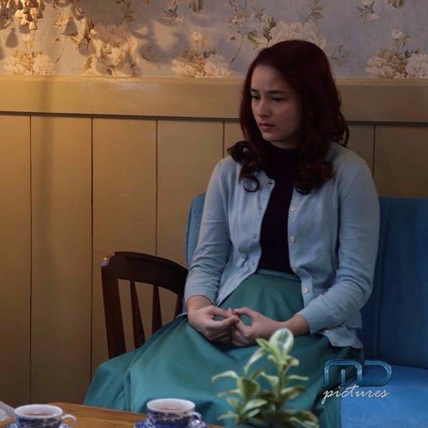 9 Artis Muda yang Berperan Menjadi Orang di Masa Lalu