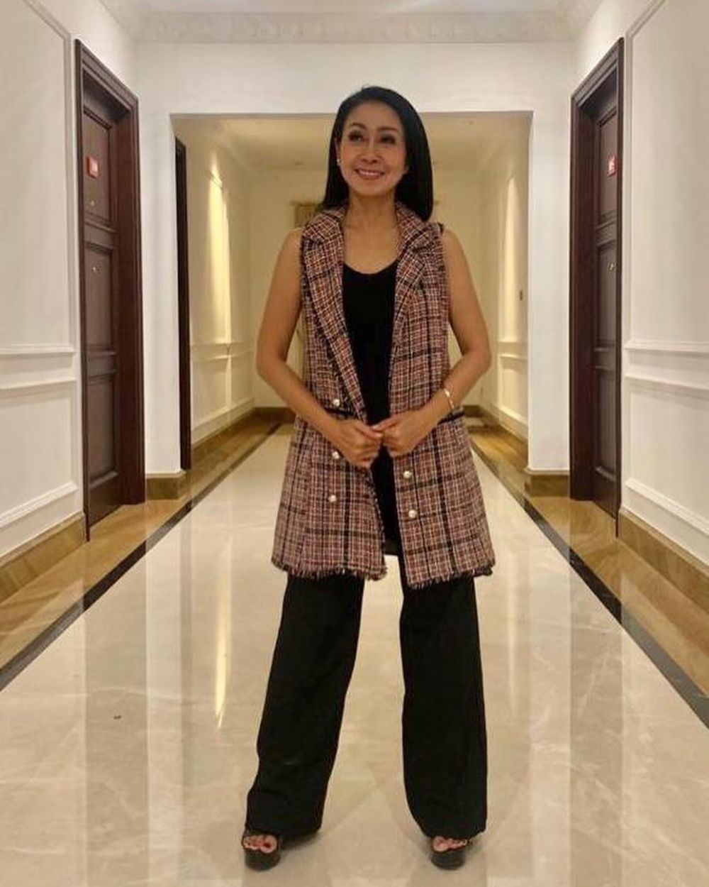 Pernah Masuk Parpol, 9 Fakta Dini Savitri 'Mama Rendy' Ikatan Cinta