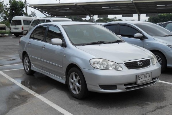 Harga Toyota Corolla Altis Bekas Terjun Bebas