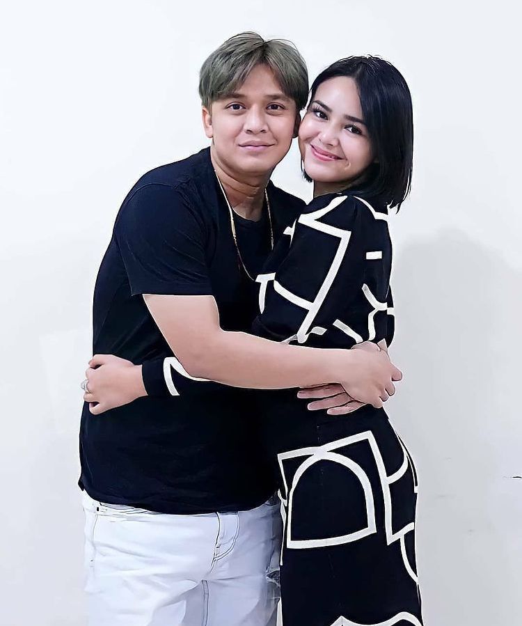 10 Pamer Mesra Billy dan Amanda Manopo, Kerap Diterpa Isu Putus