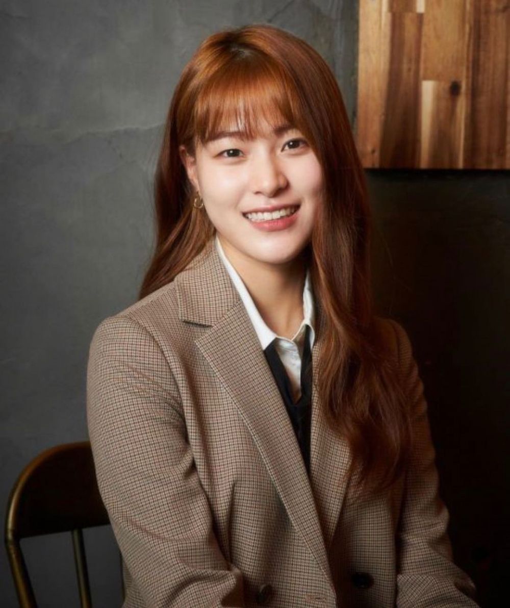 Potret Lee Soo Kyung, Pemeran Kang Sol di KDrama Law School