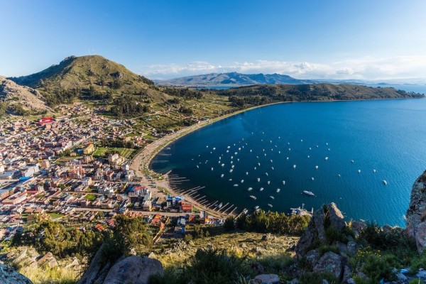 Tertinggi di Dunia, Inilah 9 Fakta Menarik Danau Titicaca
