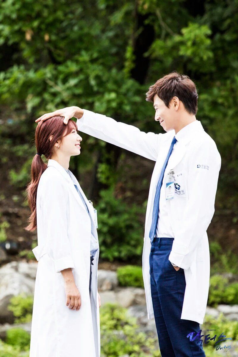 Doctors дорама. The Doctors korean dorama Park Shin Hye. Дорама врачи 2016. Дорама врачи пак шин Хе. Дорама врачи Юхиджон.