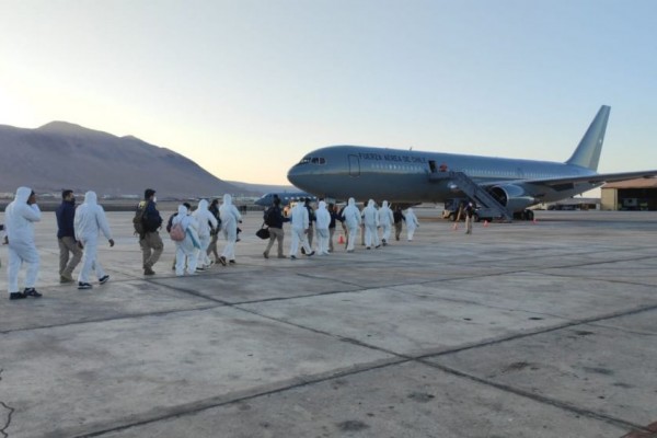 Chile Deportasi Lebih dari 100 Imigran, Mayoritas dari Venezuela