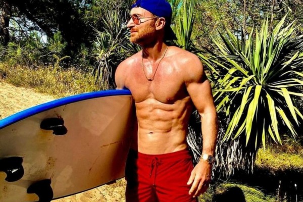 9 Potret Bugar David Guetta di Usia 53 Tahun, Masih Hot Abis!